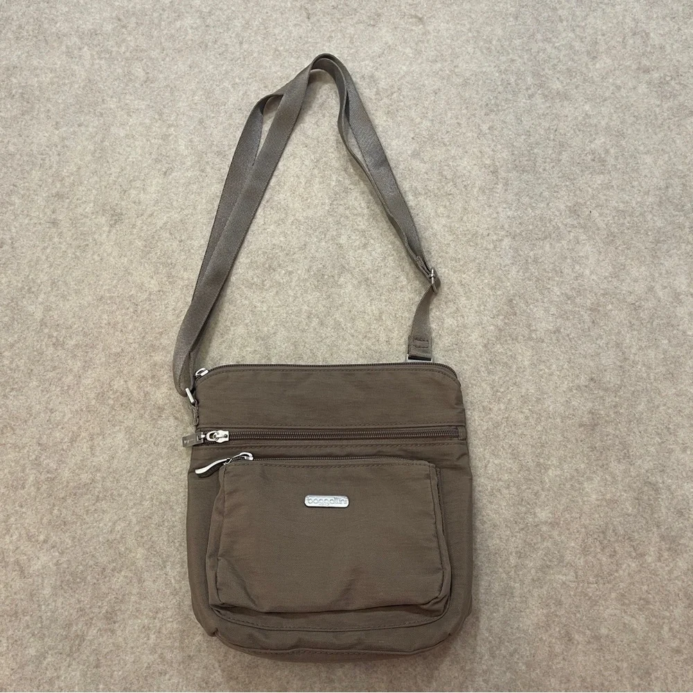 Baggallini Brown Portobello Zip Pocket Nylon Crossbody Bag